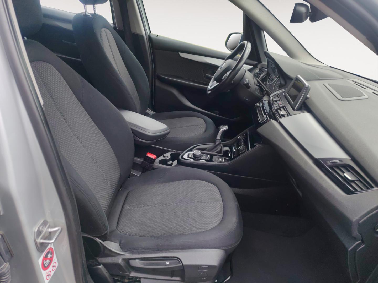 BMW 218 2016