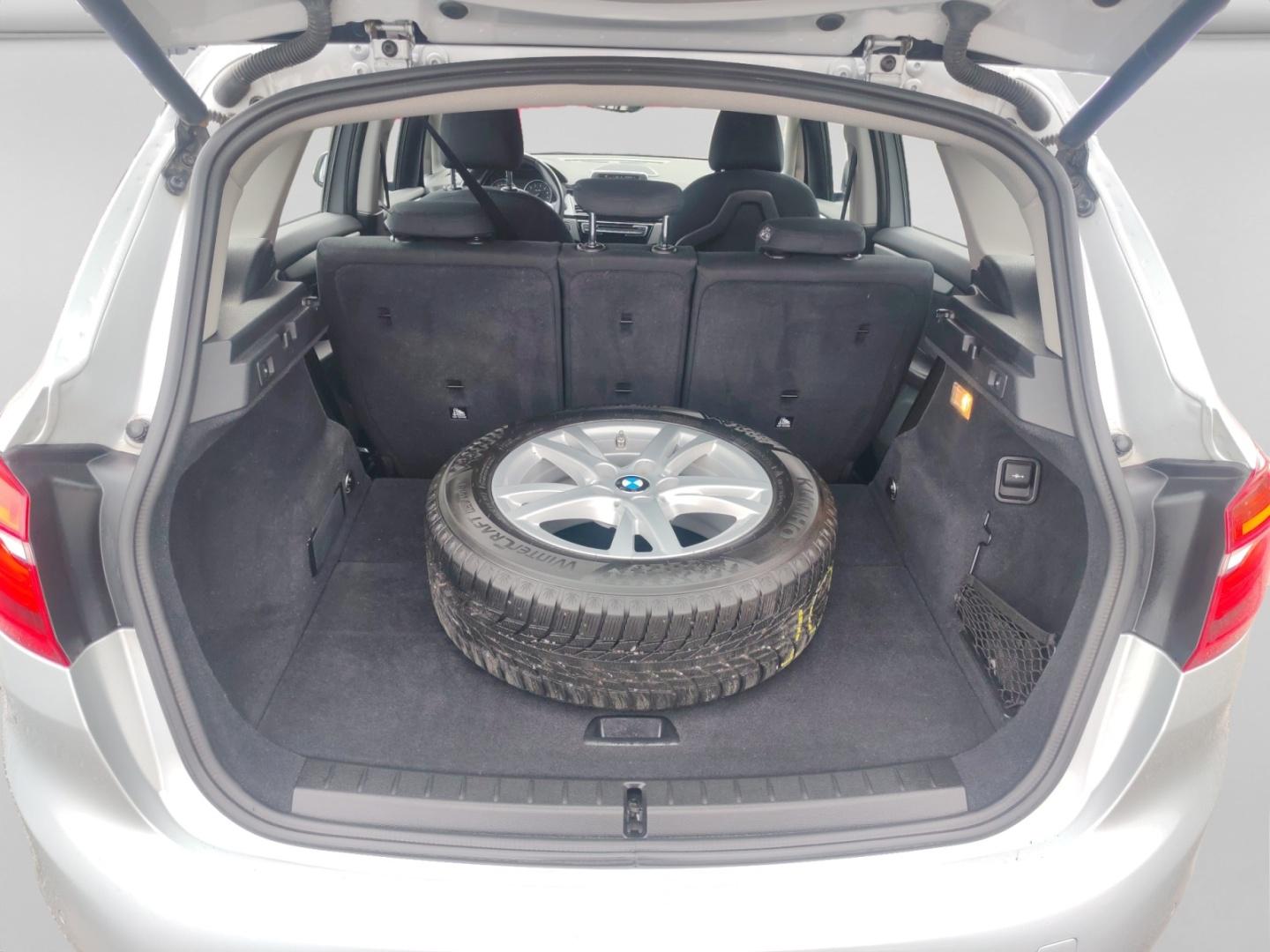 BMW 218 2016