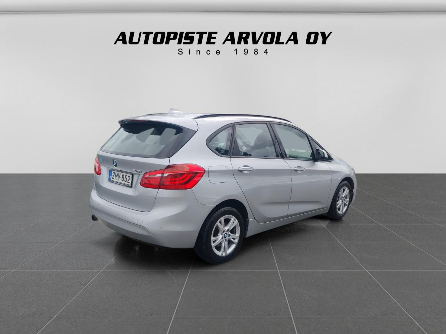 BMW 218 2016
