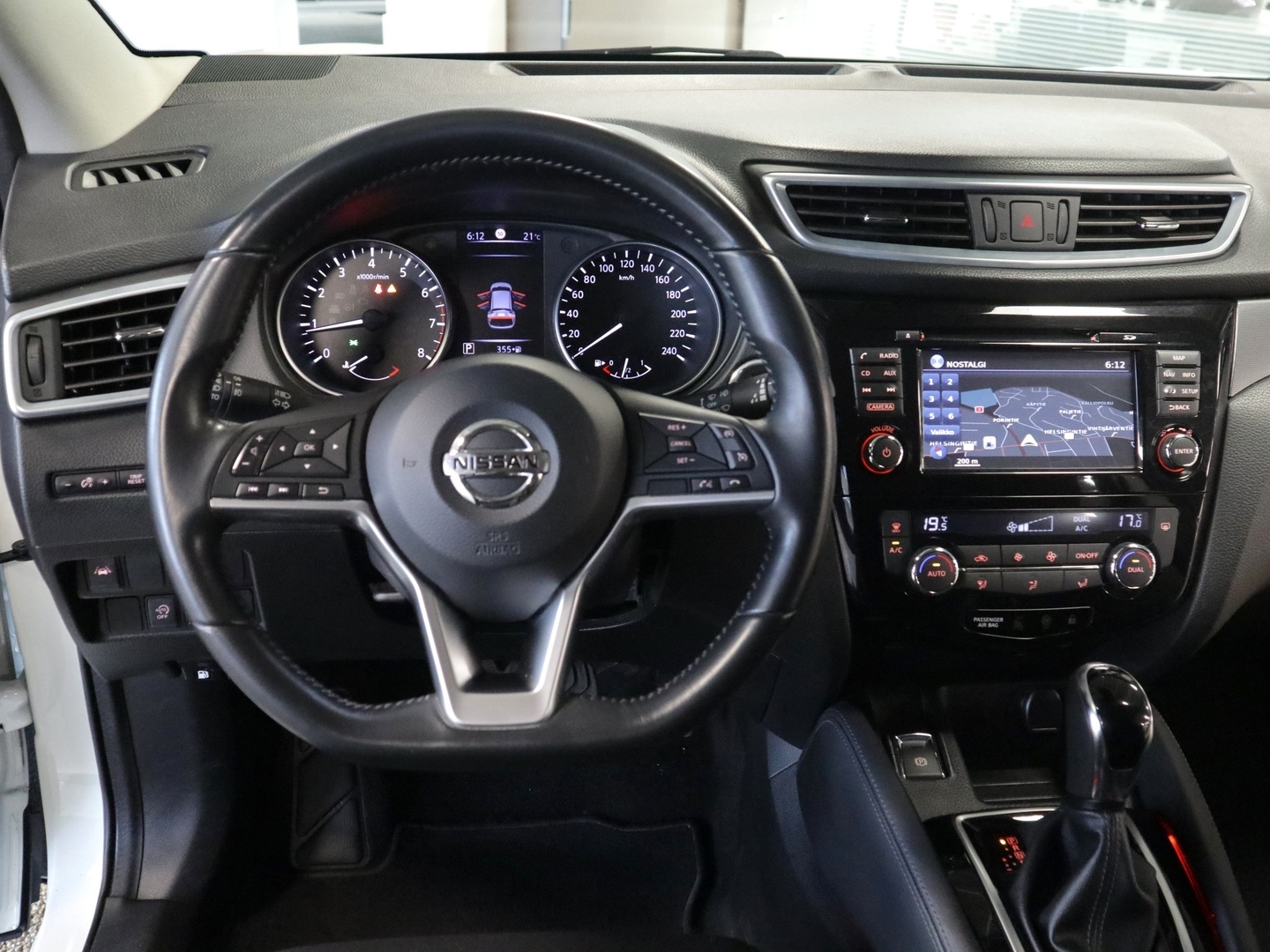 NISSAN Qashqai 2018