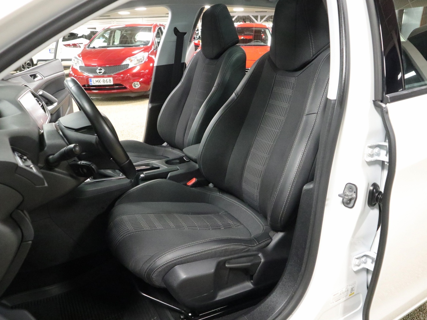 PEUGEOT 308 2018