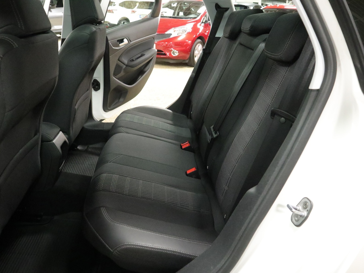 PEUGEOT 308 2018