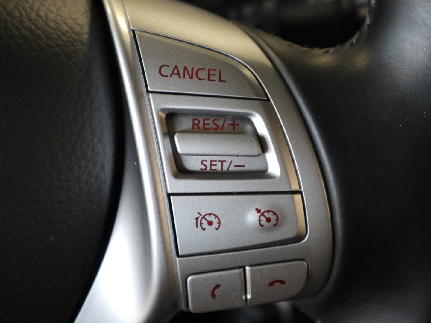 NISSAN Qashqai 2015