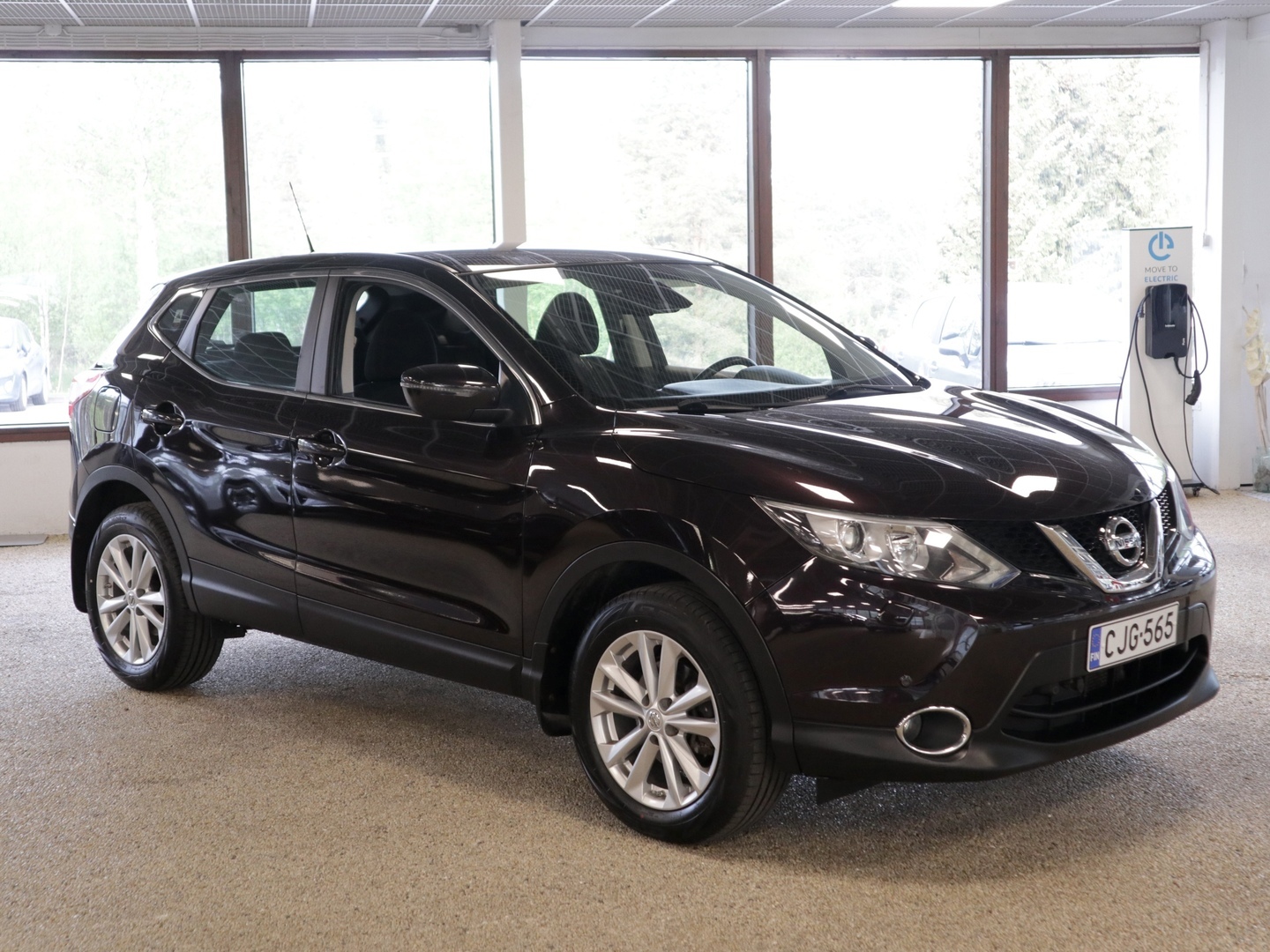 NISSAN Qashqai 2015