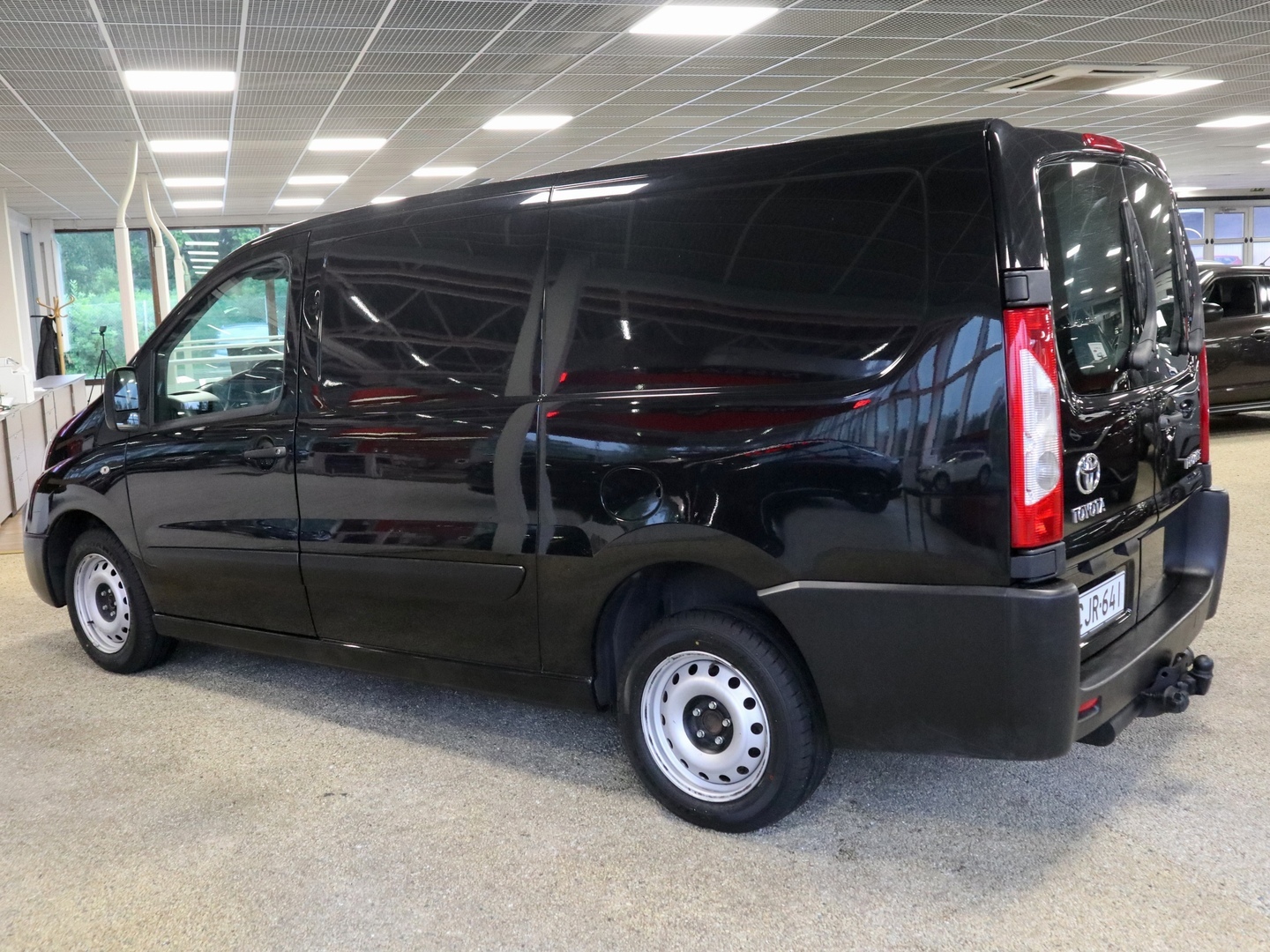 TOYOTA Proace 2016