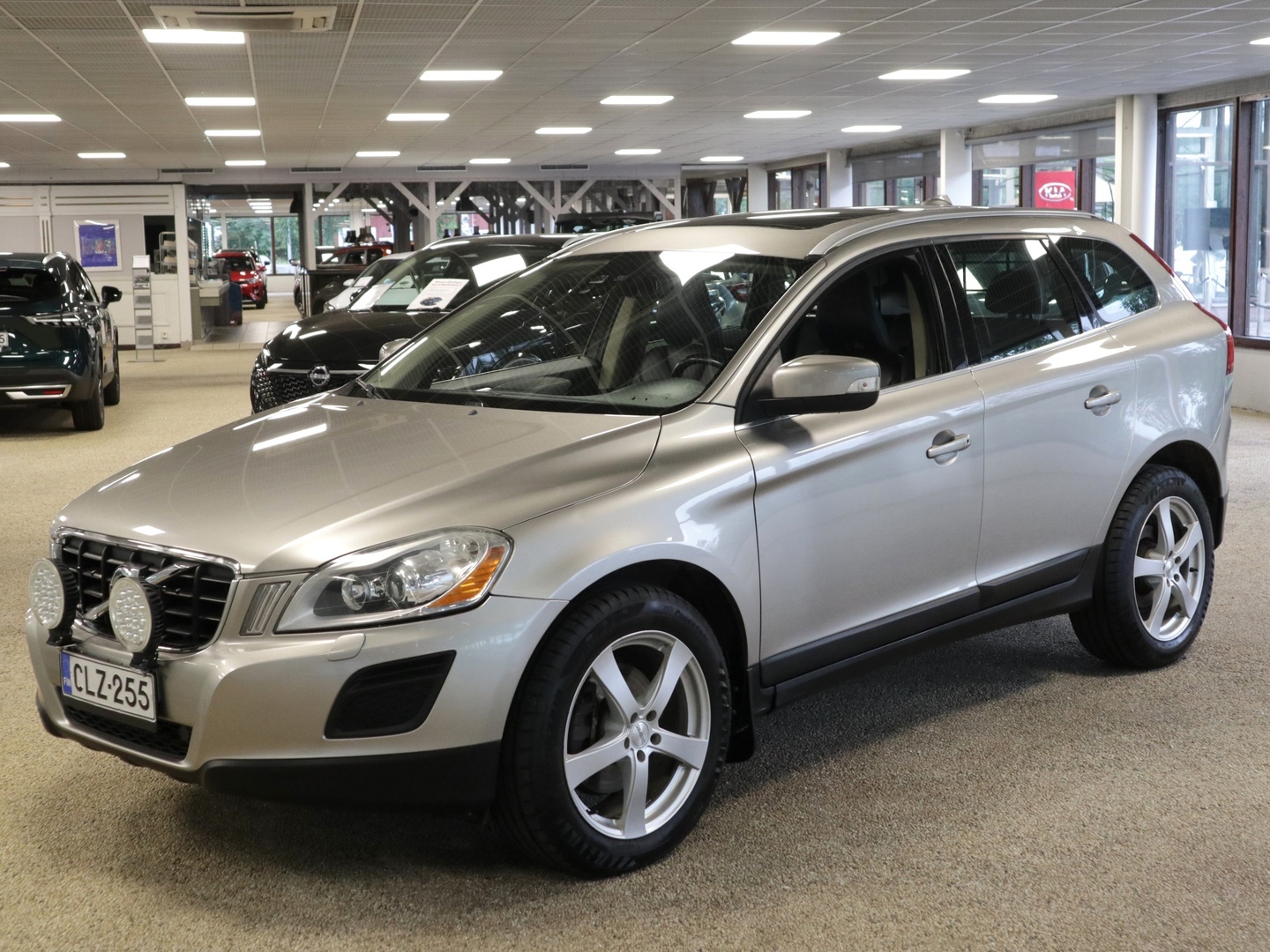 VOLVO XC60 2010