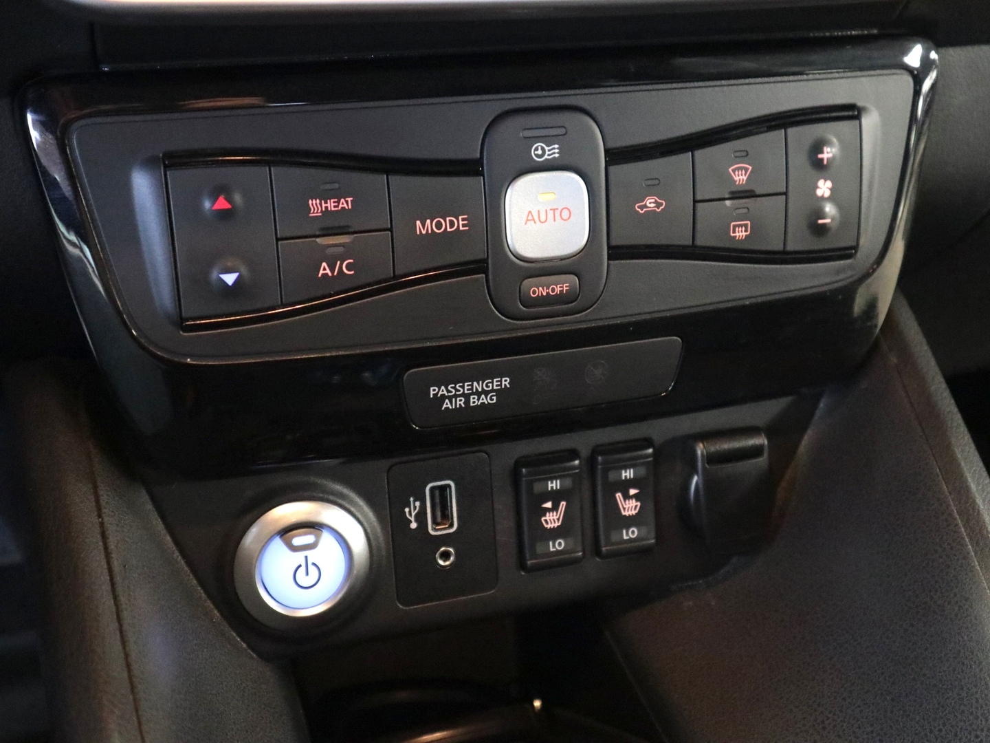 NISSAN Leaf 2020