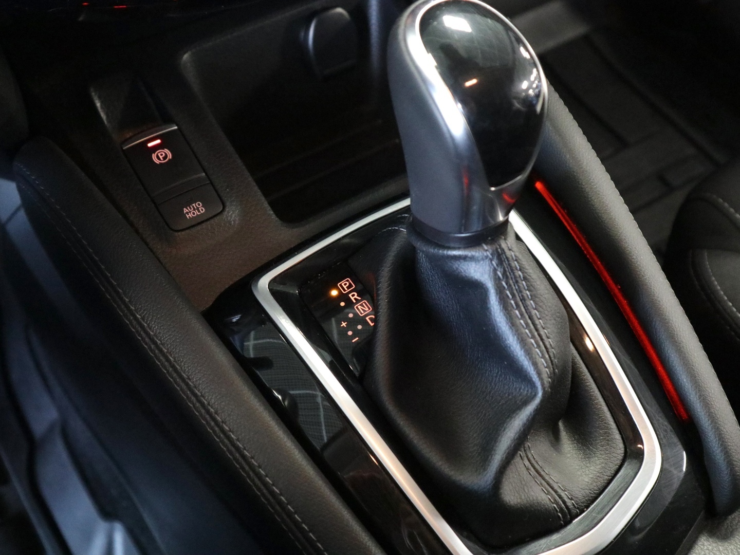 NISSAN Qashqai 2020