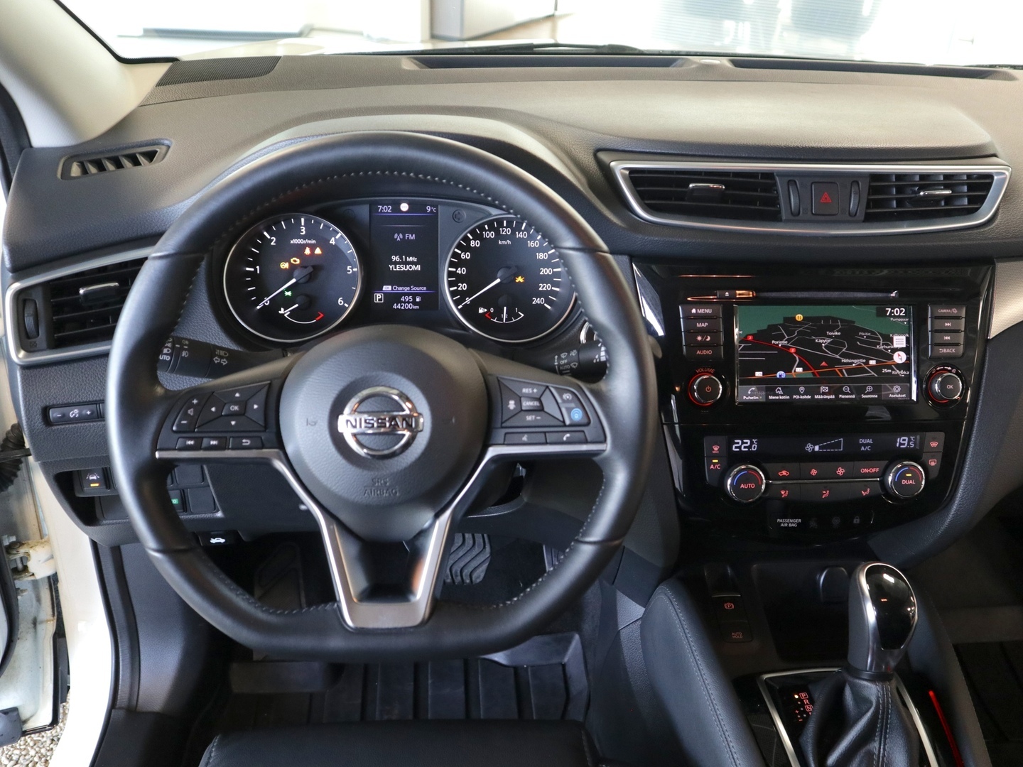 NISSAN Qashqai 2019