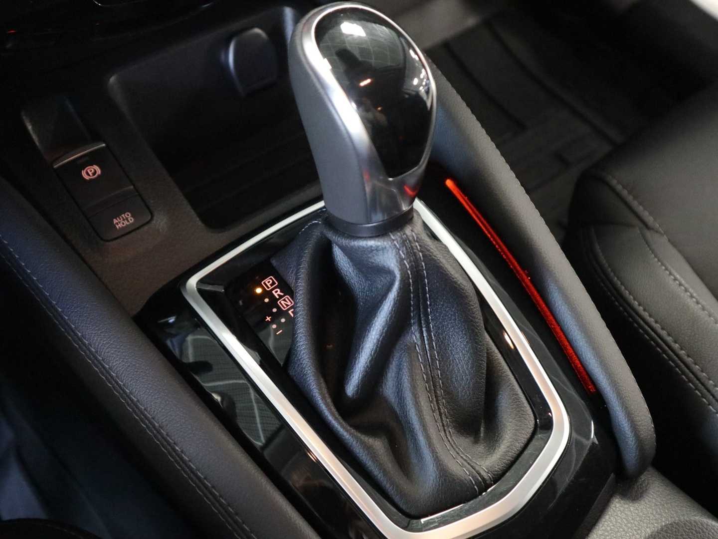 NISSAN Qashqai 2019