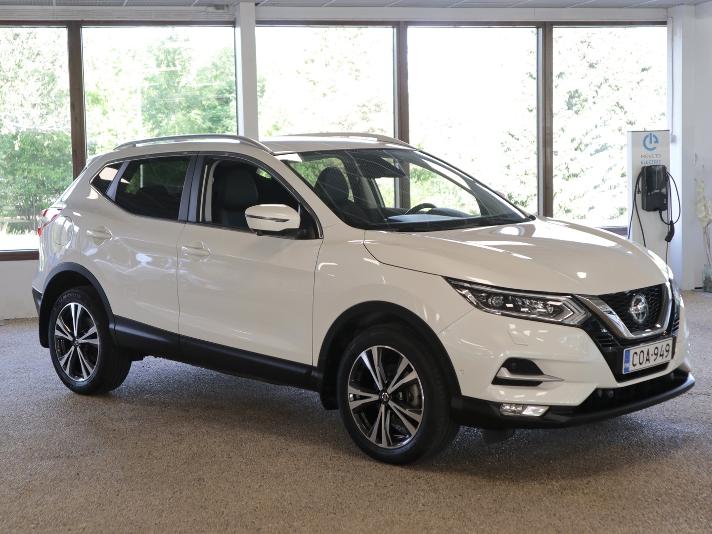 NISSAN Qashqai 2019