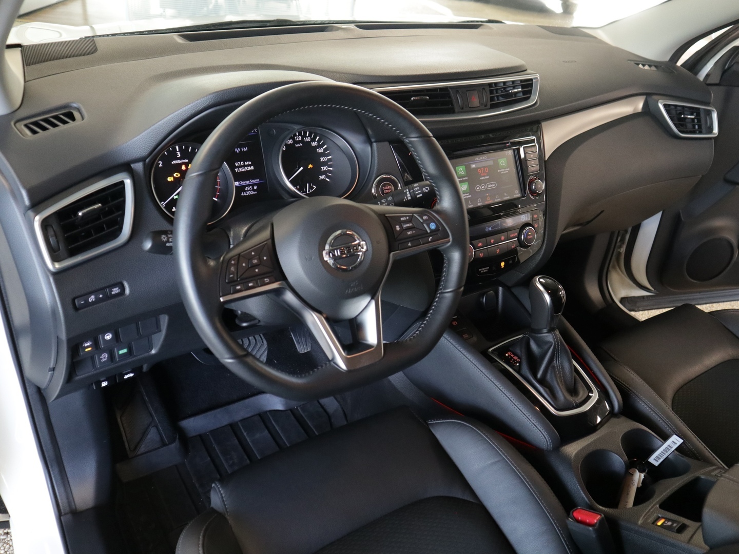 NISSAN Qashqai 2019