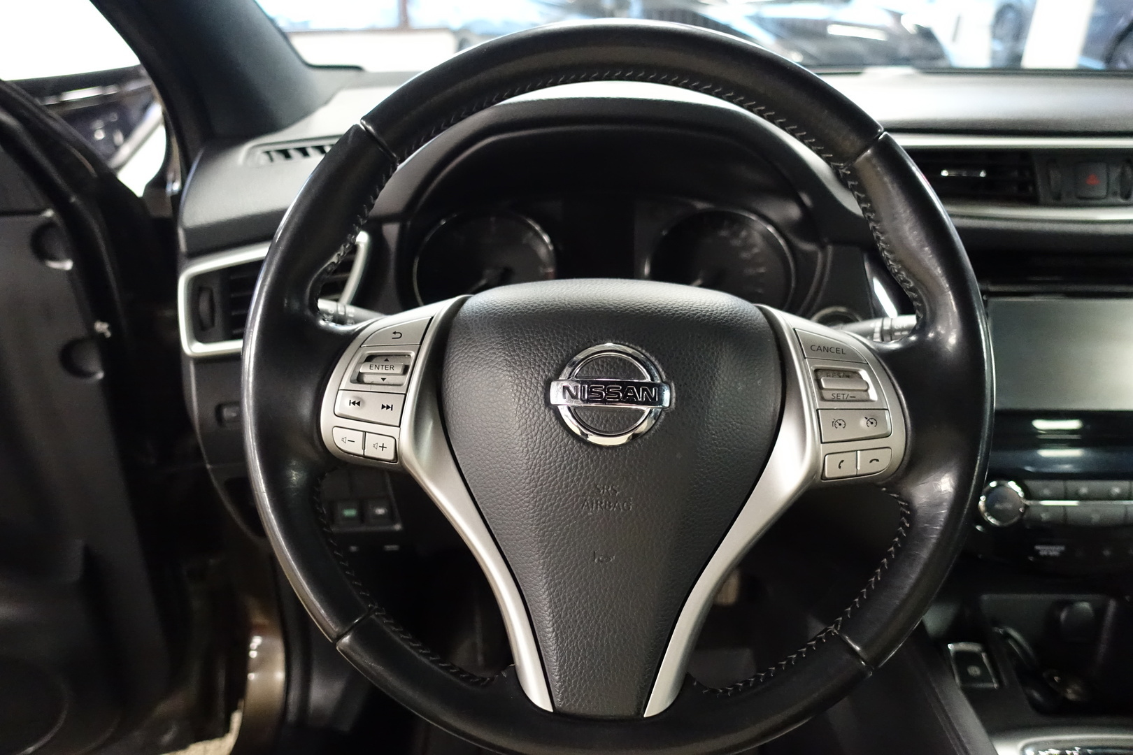 NISSAN Qashqai 2015