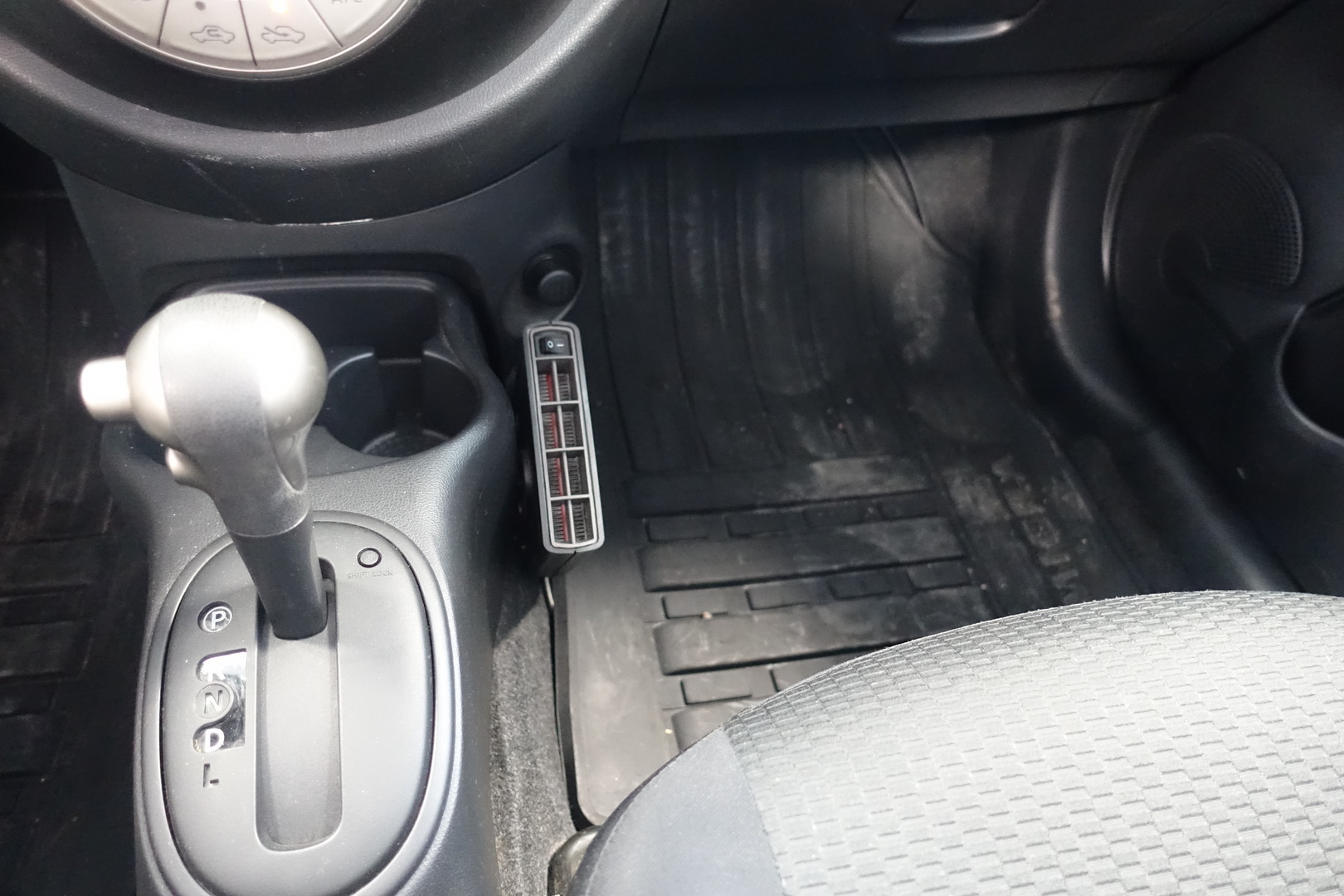 NISSAN Micra 2011