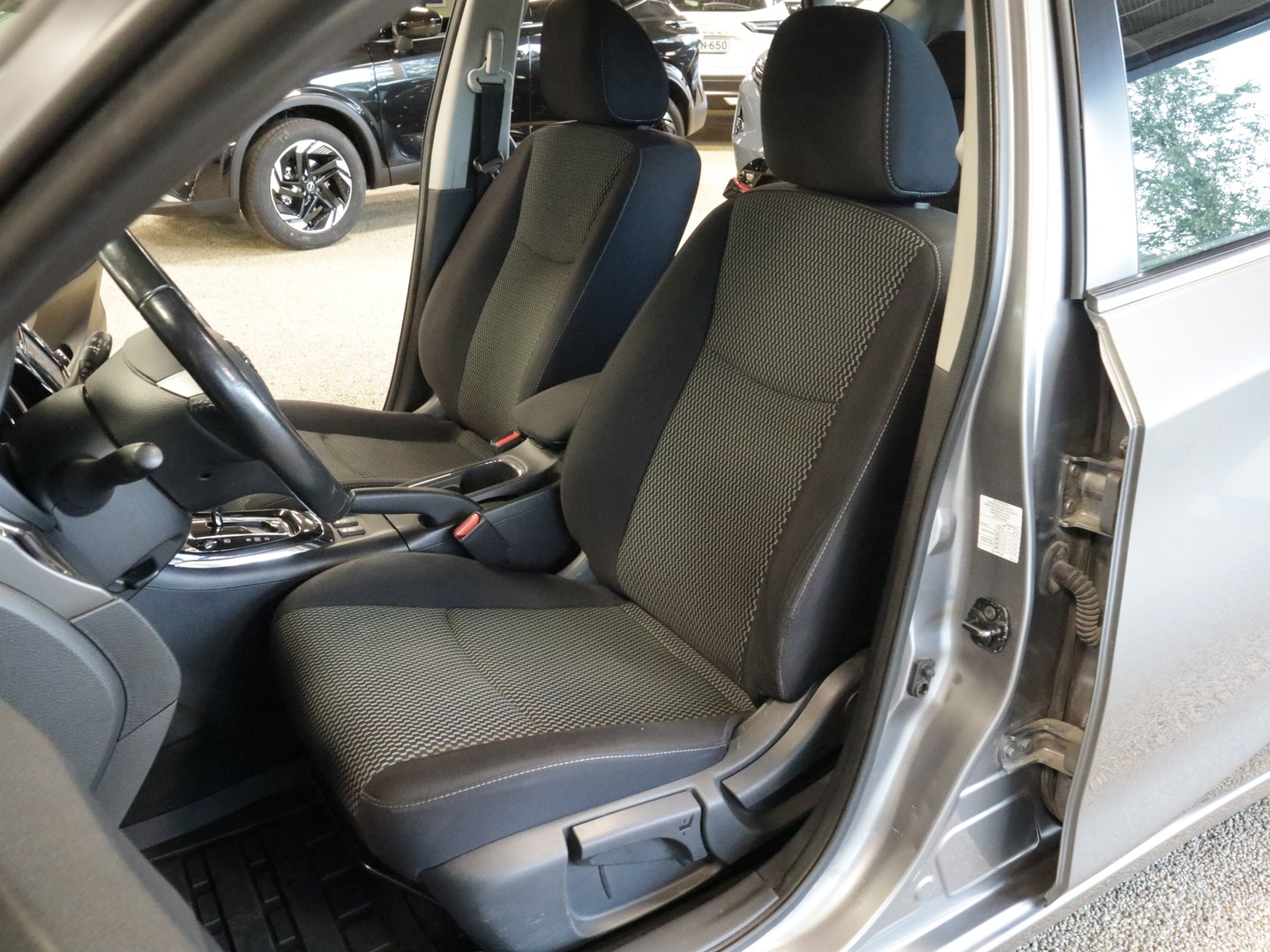 NISSAN Pulsar 2016