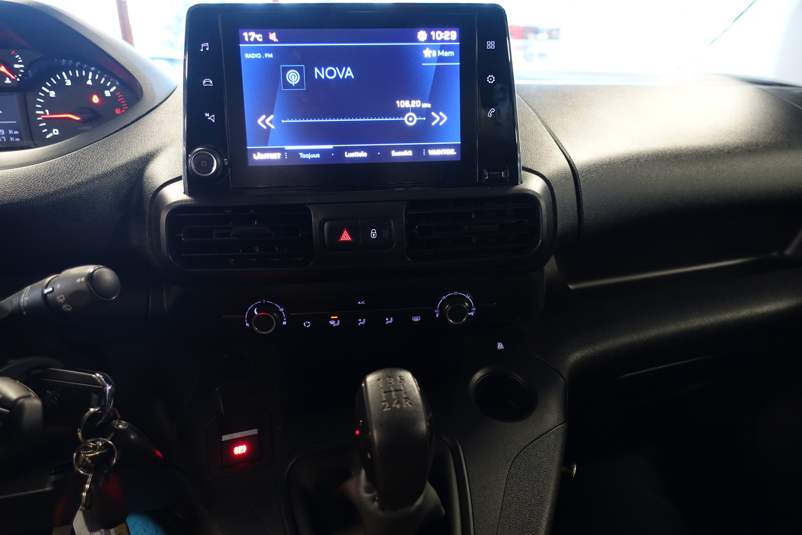 PEUGEOT Partner 2019