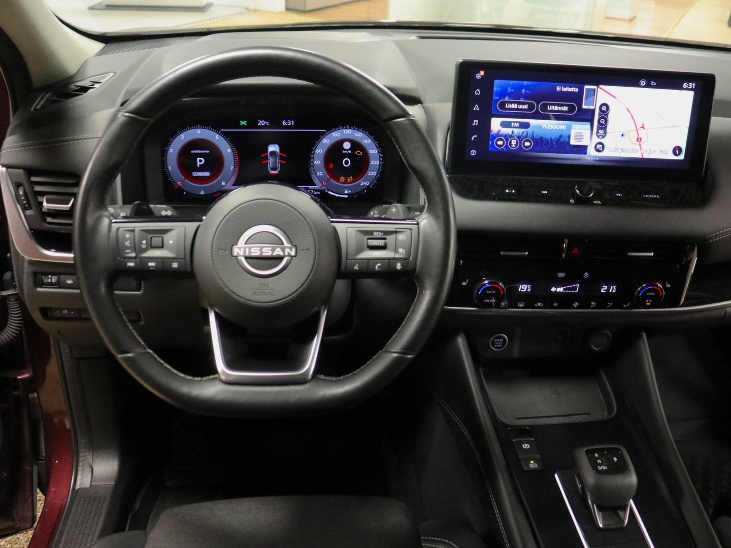 NISSAN Qashqai 2023