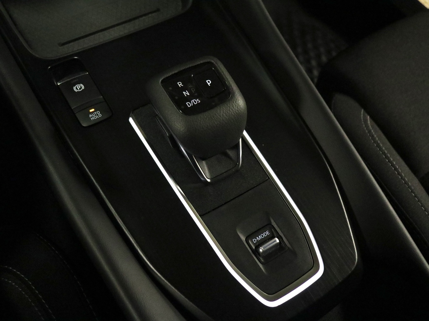 NISSAN Qashqai 2023