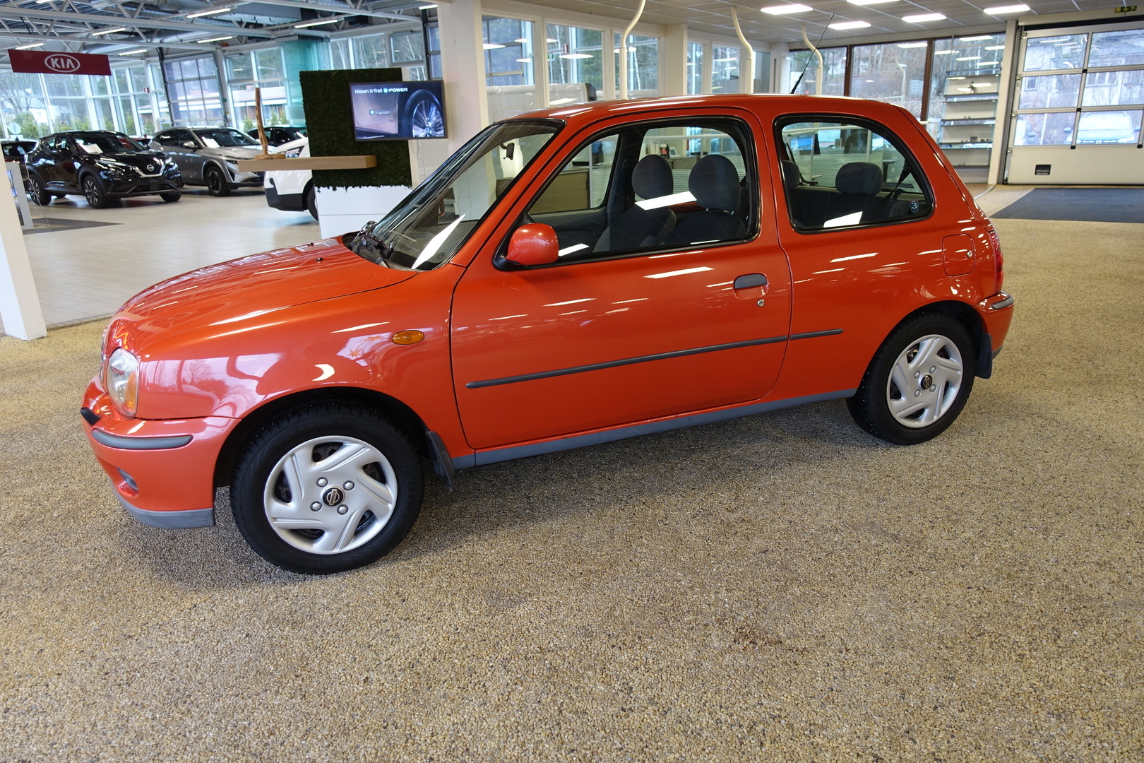 NISSAN Micra 2001
