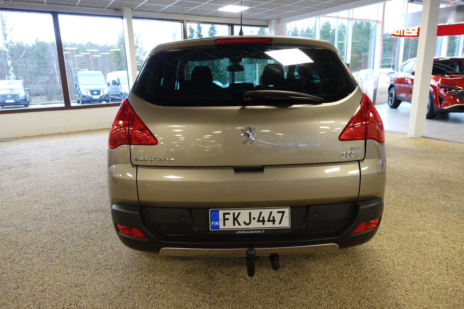 PEUGEOT 3008 2011