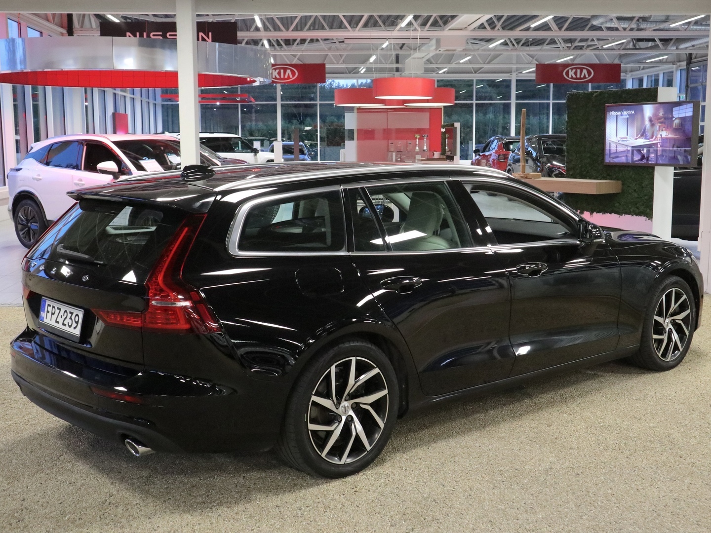 VOLVO V60 2020