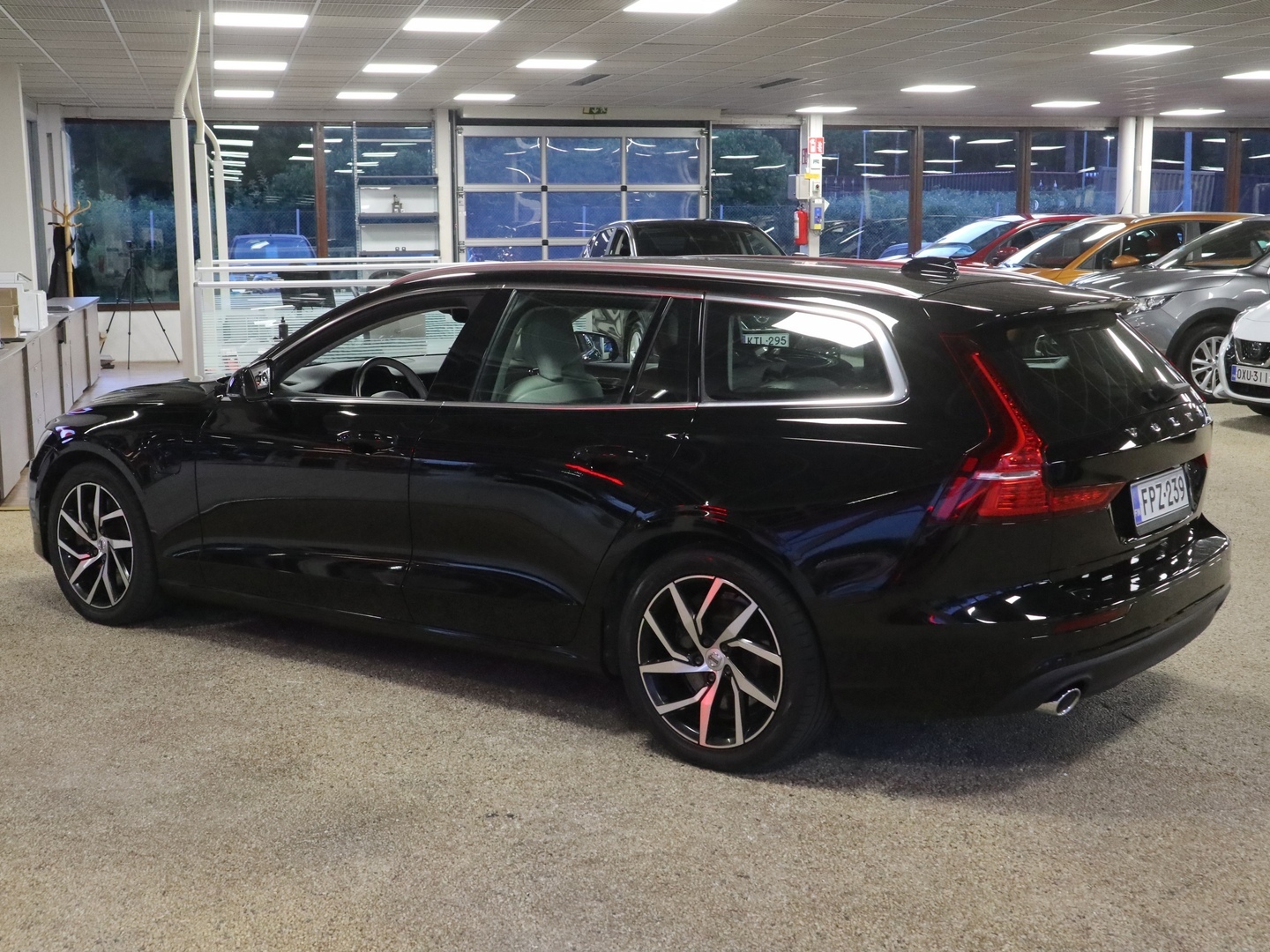 VOLVO V60 2020