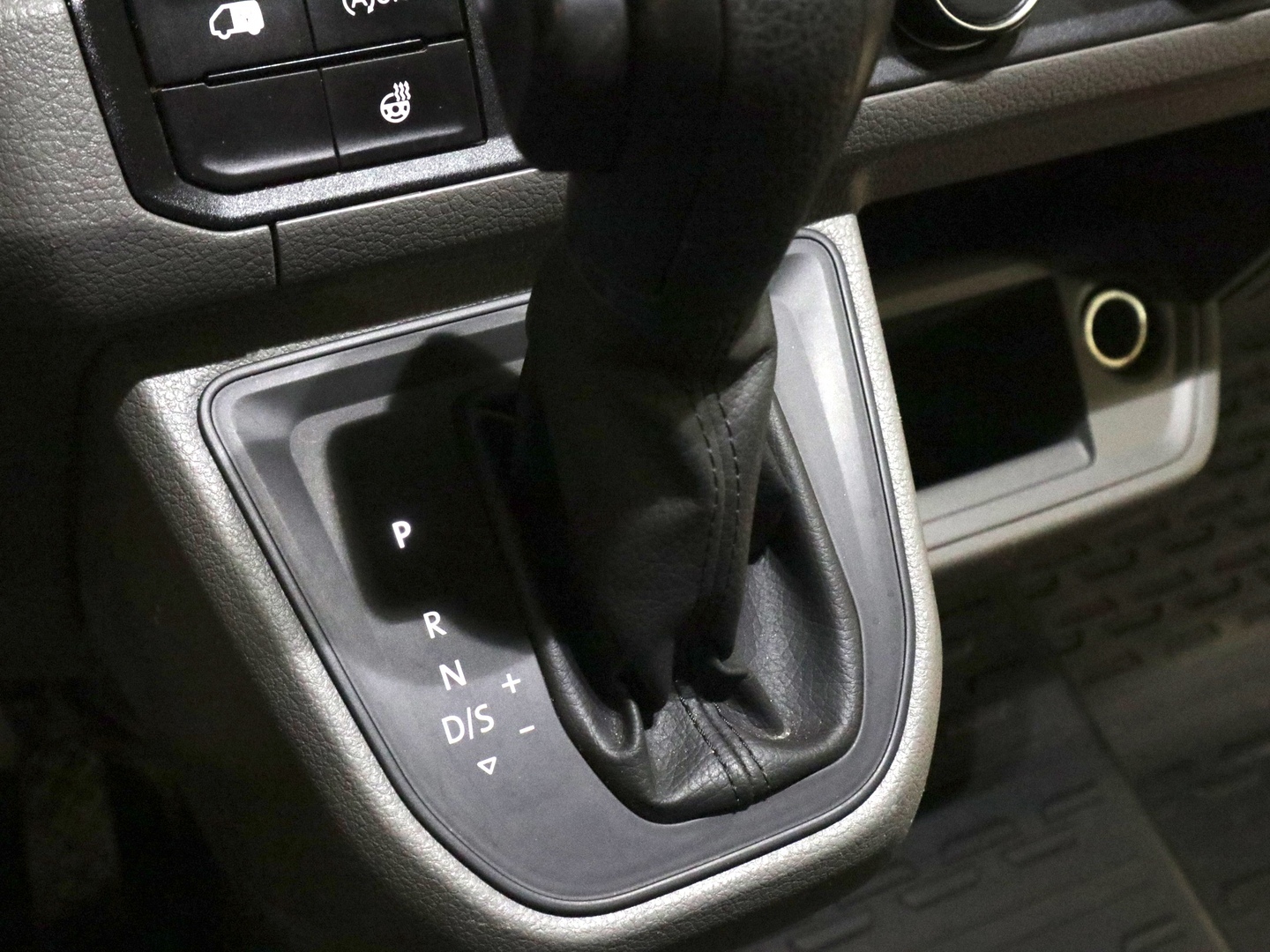 VOLKSWAGEN Crafter 2021