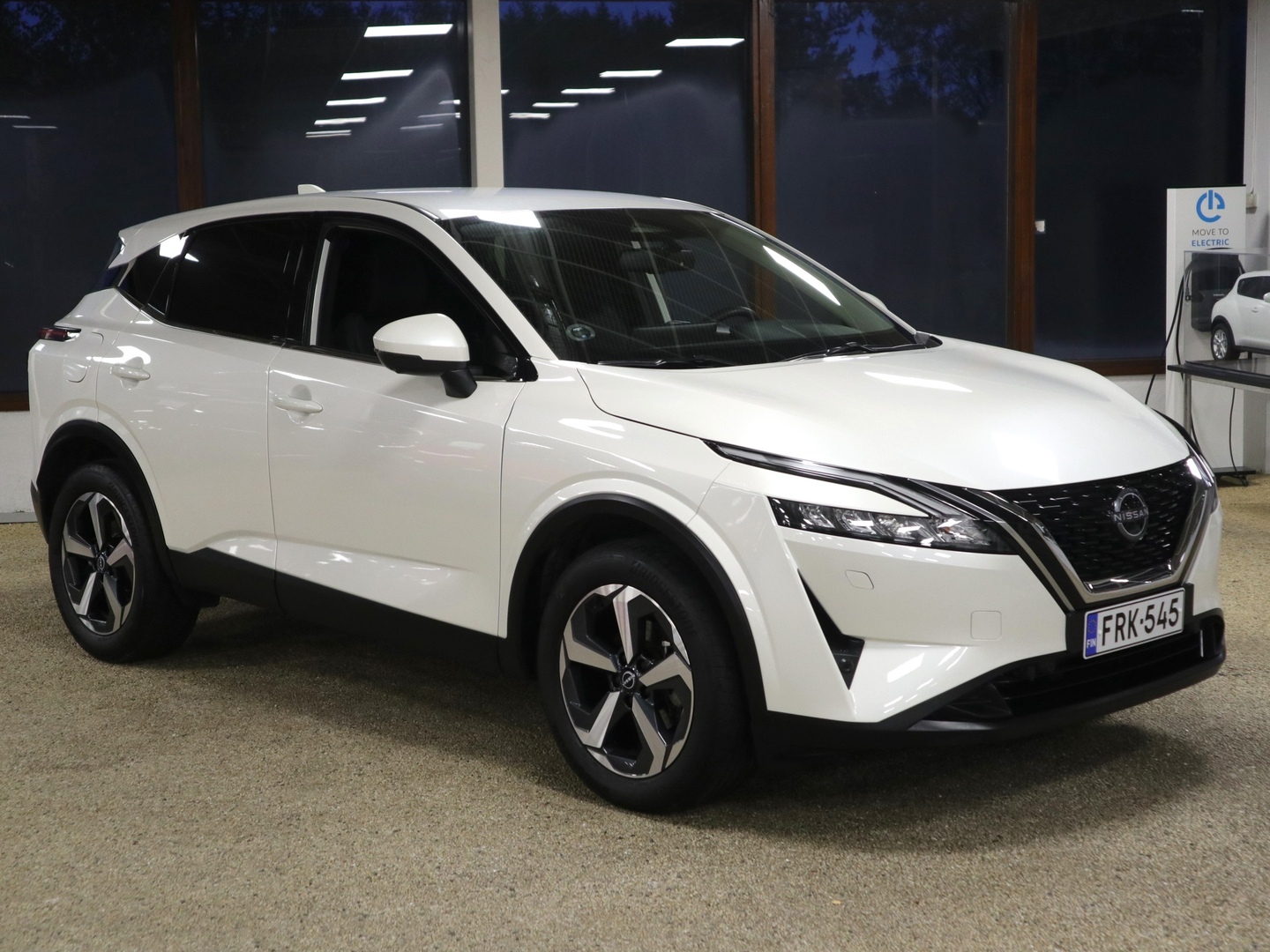 NISSAN Qashqai 2023