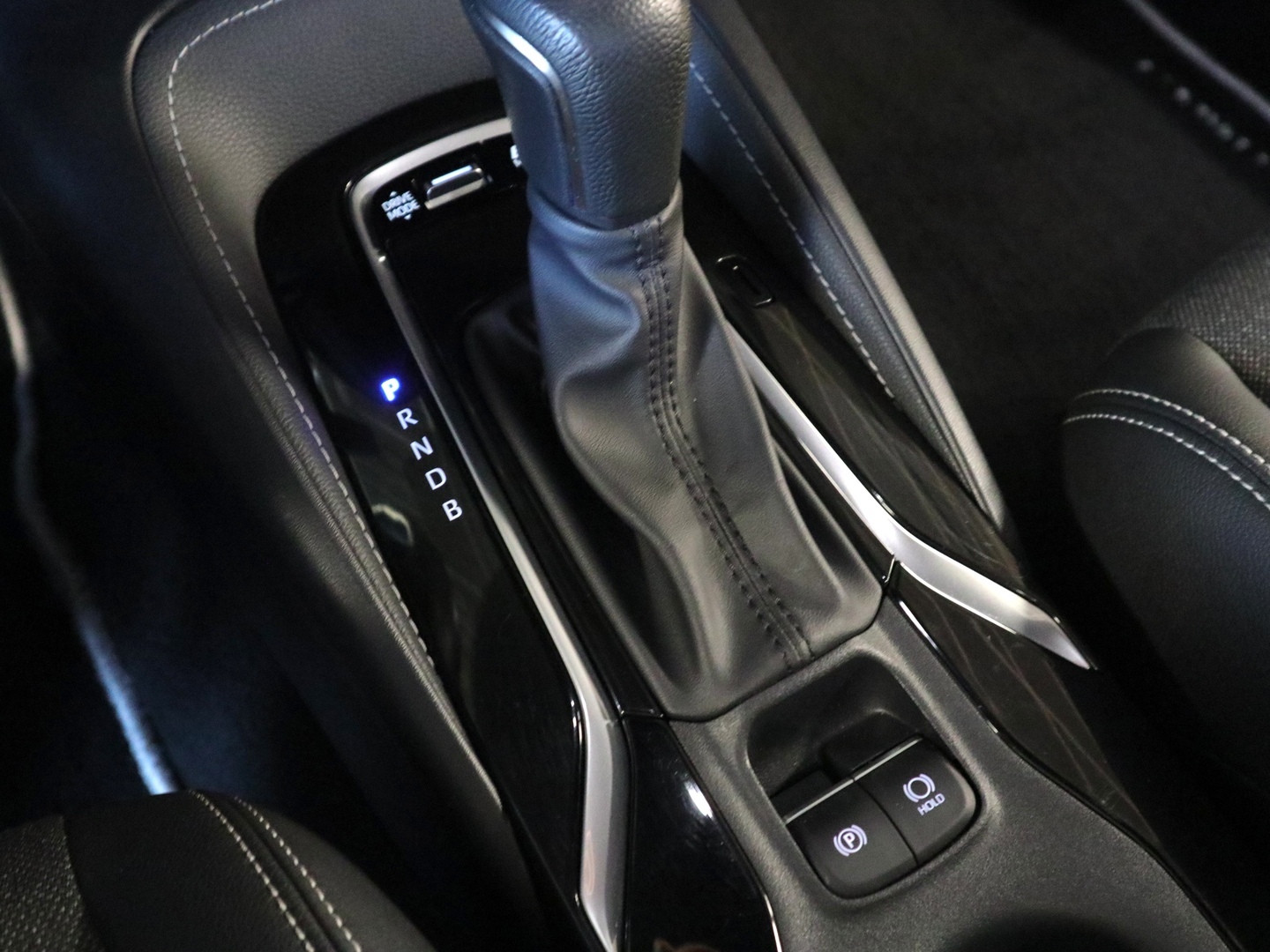 TOYOTA Corolla 2024