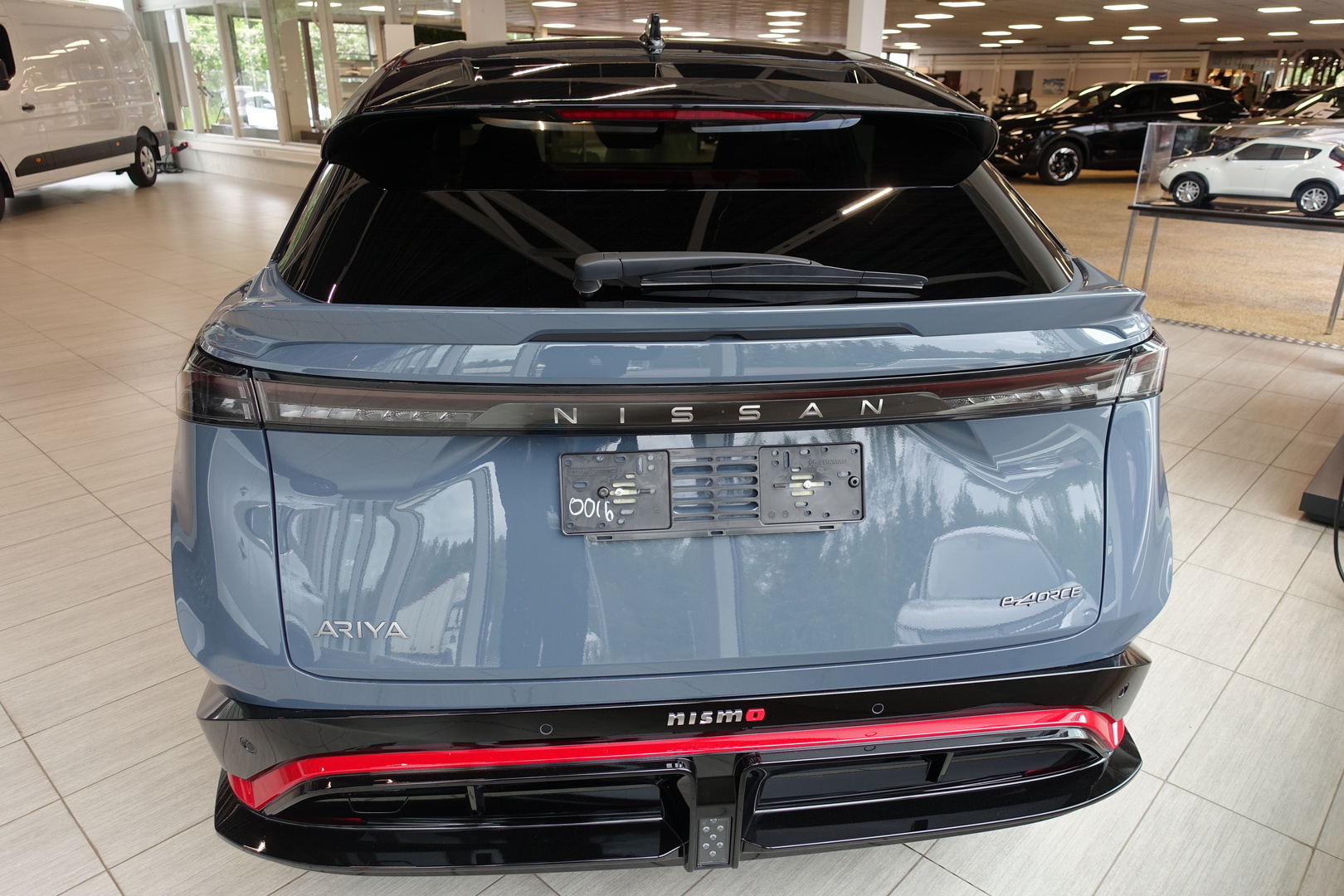 NISSAN Ariya 2026