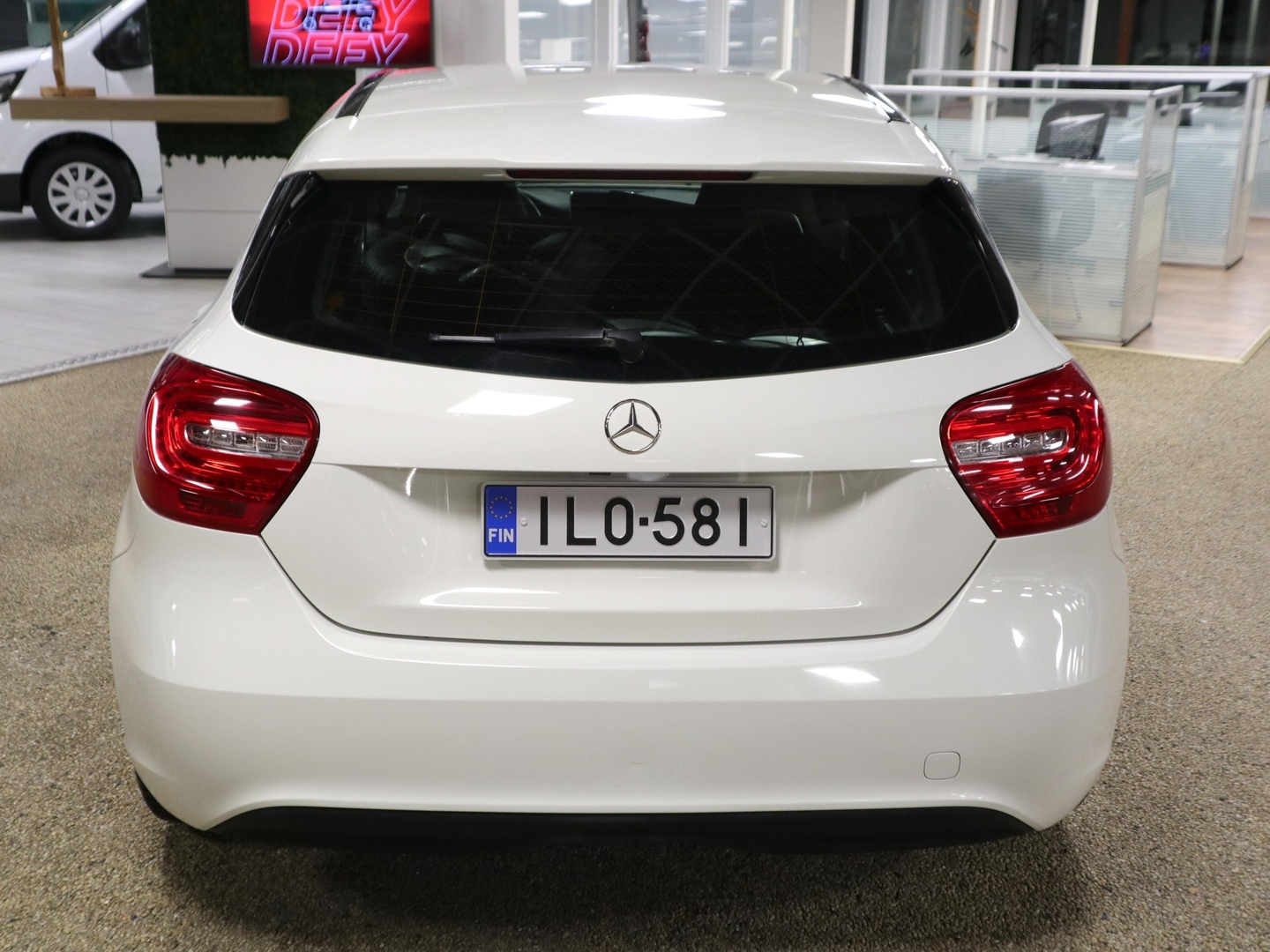 MERCEDES-BENZ A 2014