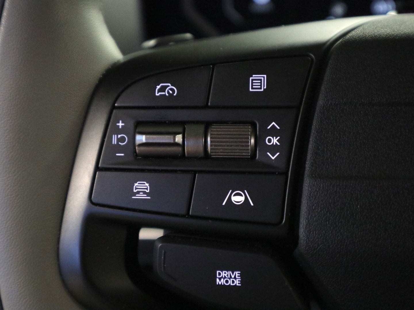 KIA EV4 2025