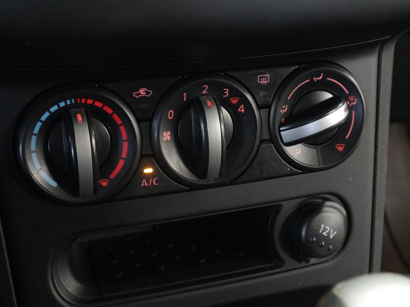 NISSAN Qashqai 2011