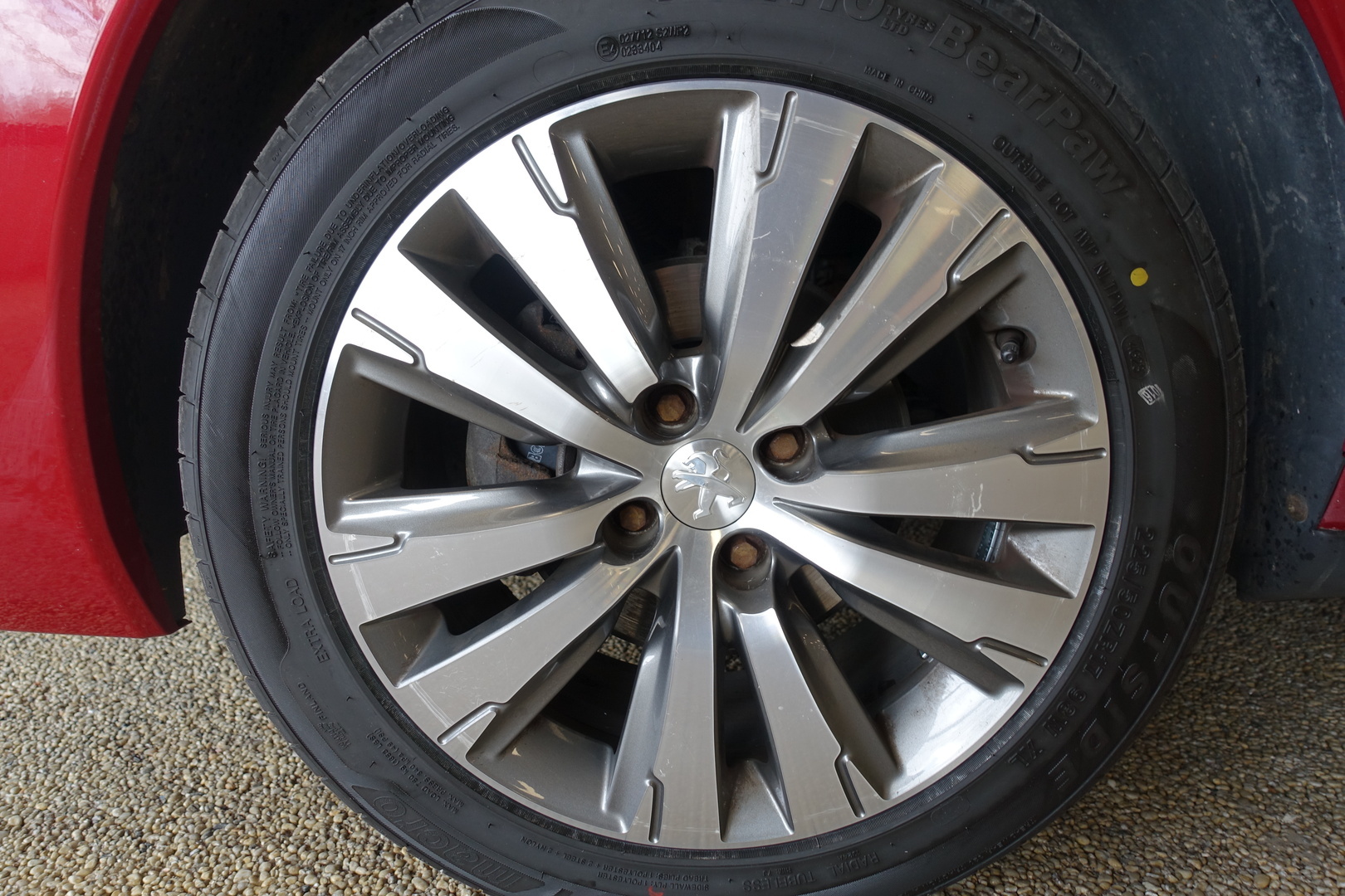 PEUGEOT 3008 2015
