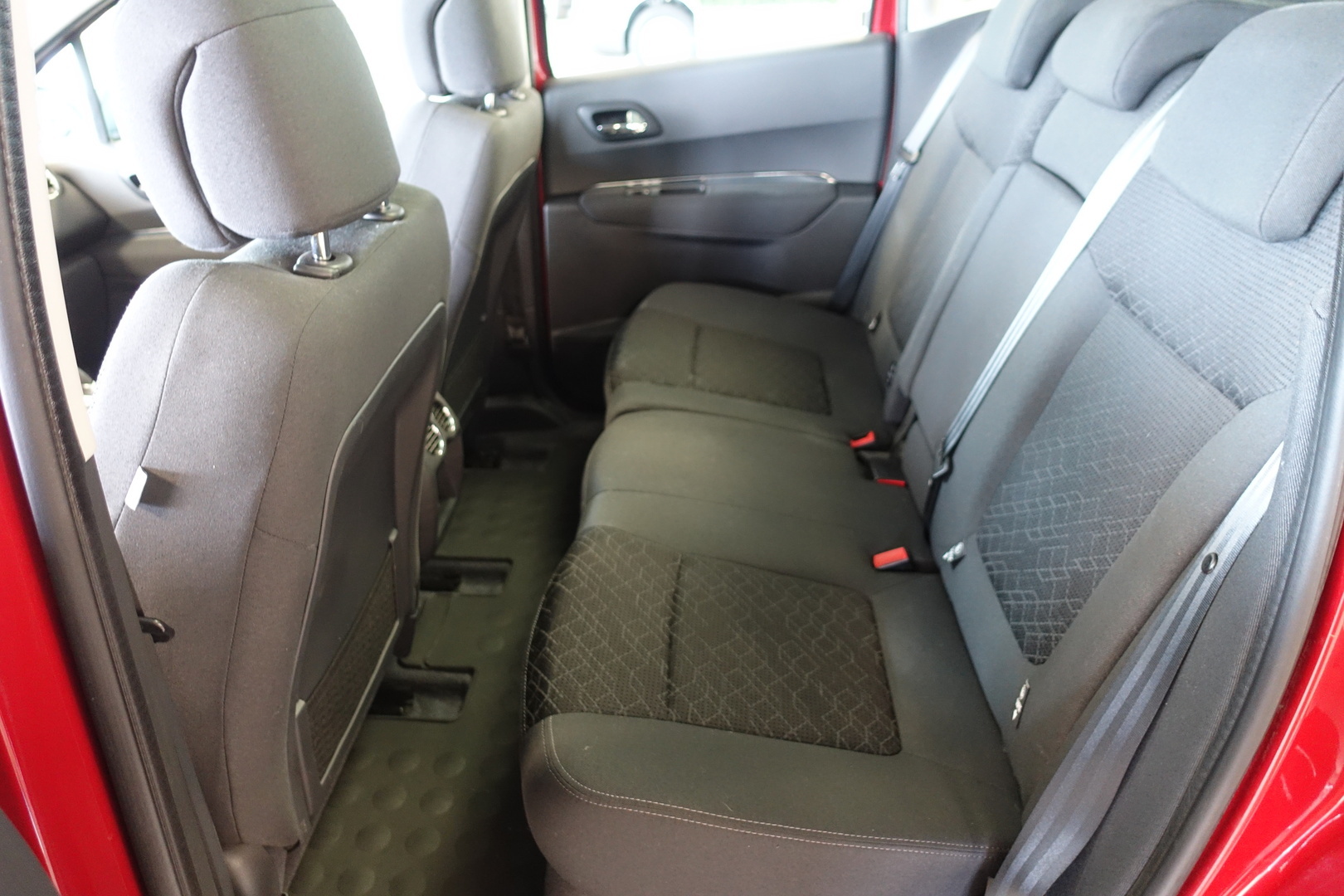 PEUGEOT 3008 2015