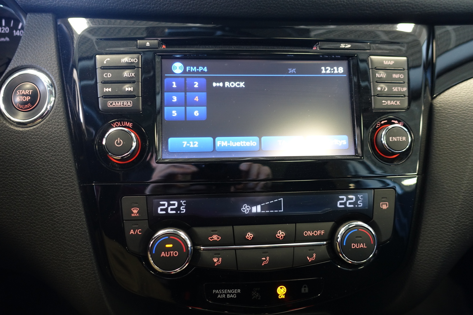 NISSAN Qashqai 2017
