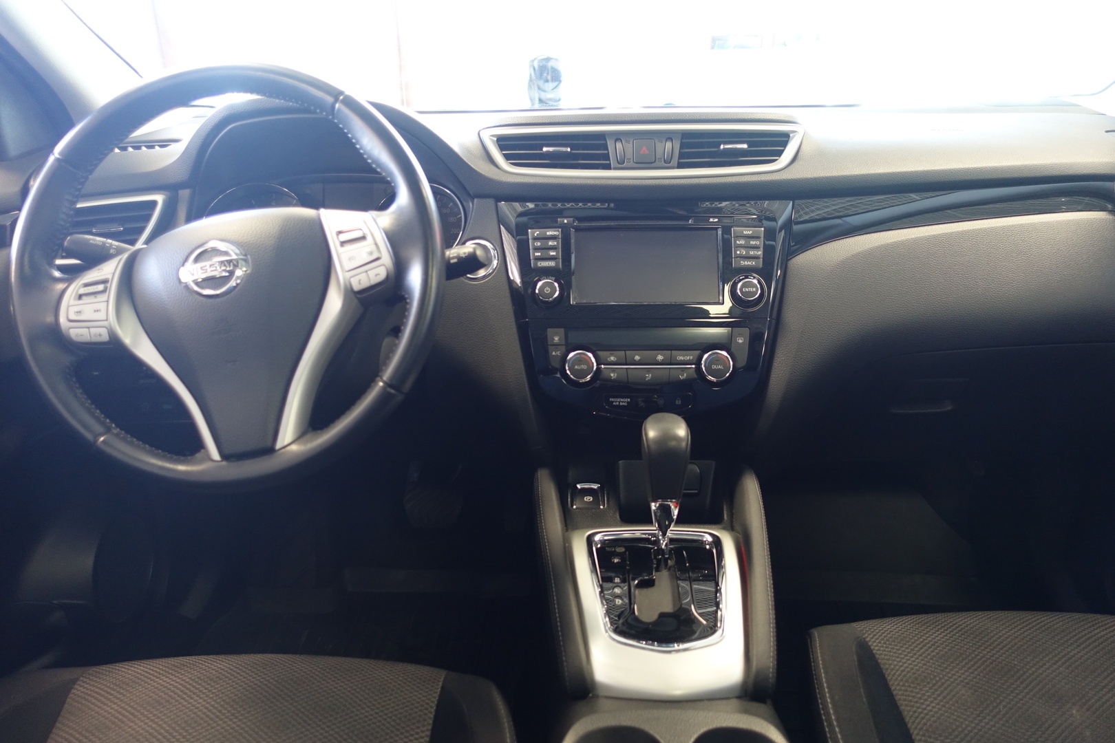 NISSAN Qashqai 2017