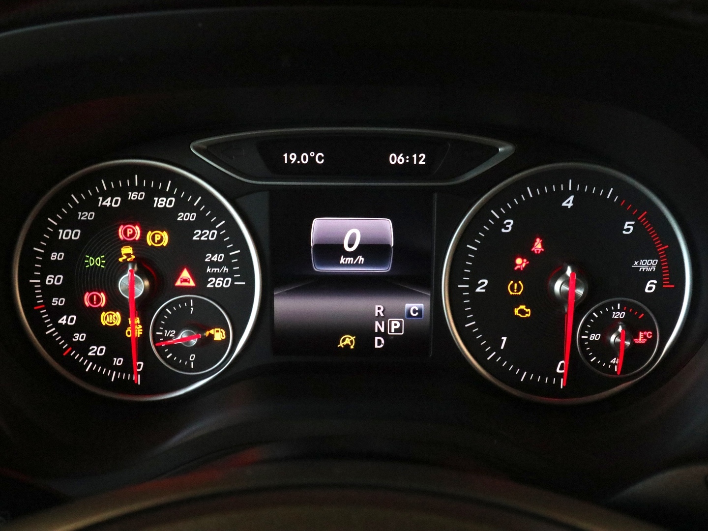 MERCEDES-BENZ B 2017