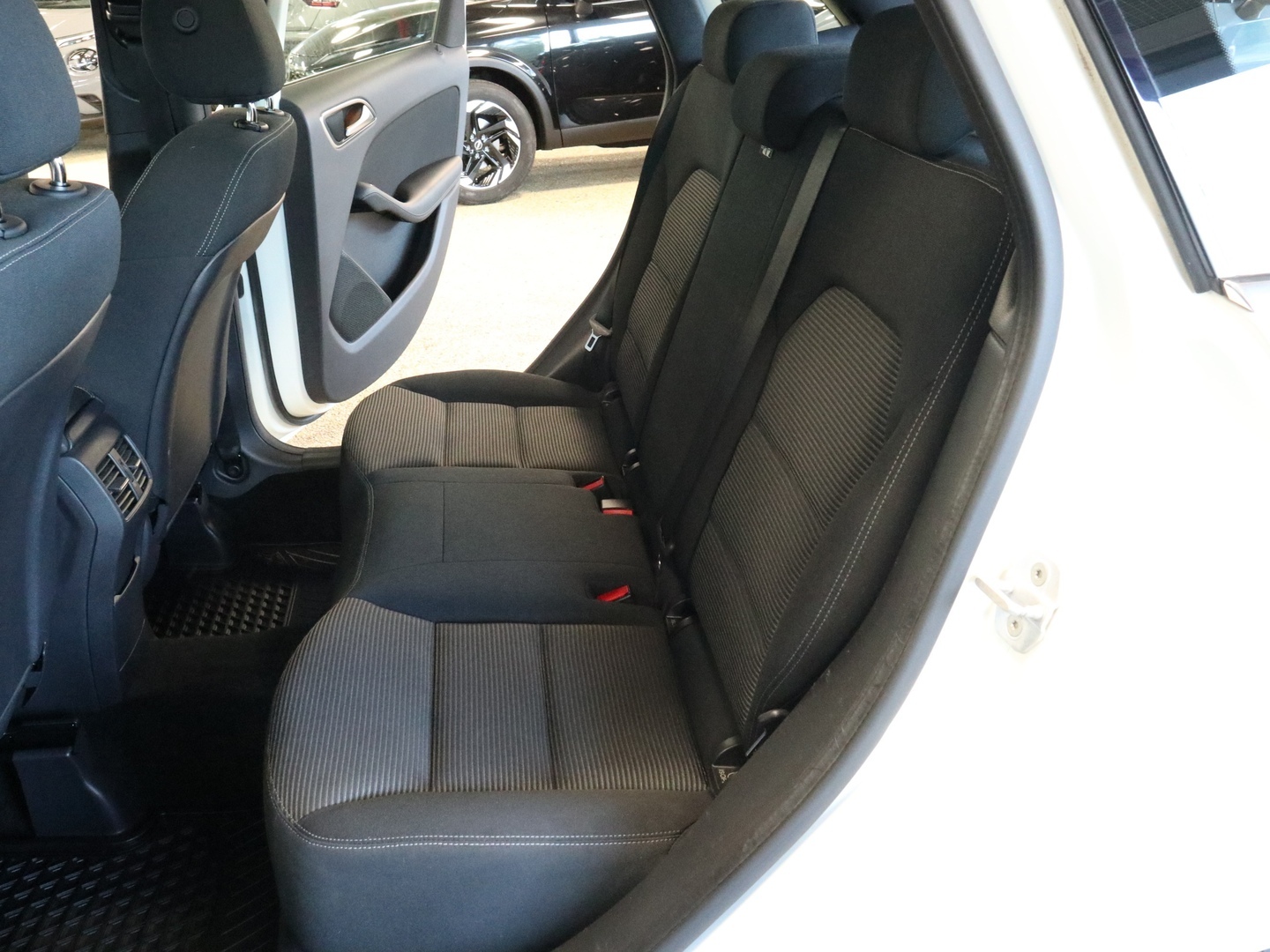 MERCEDES-BENZ B 2017