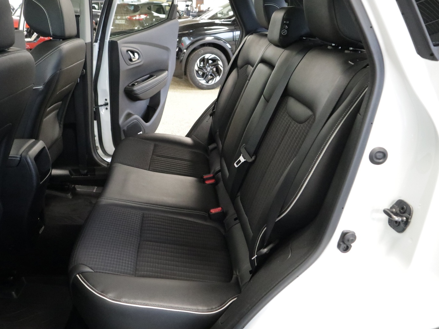 RENAULT Kadjar 2016