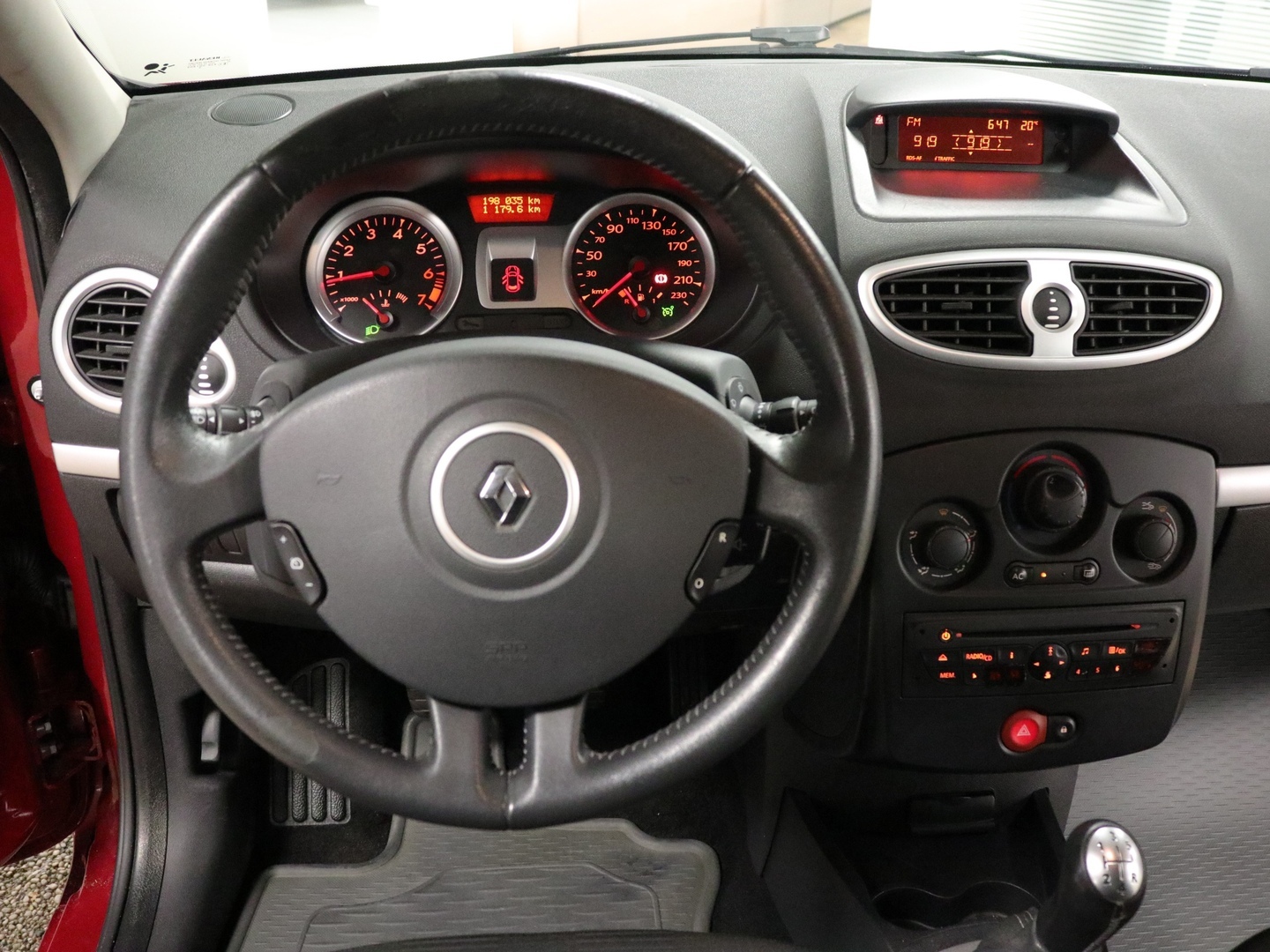 RENAULT Clio III 2009