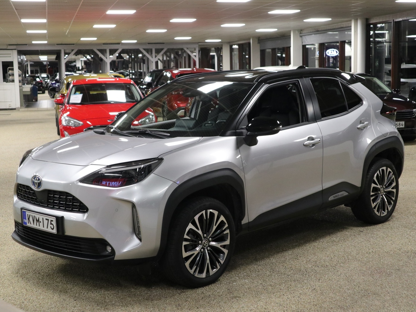 TOYOTA Yaris Cross 2023