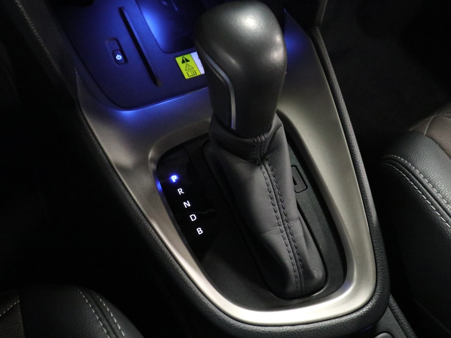 TOYOTA Yaris Cross 2023