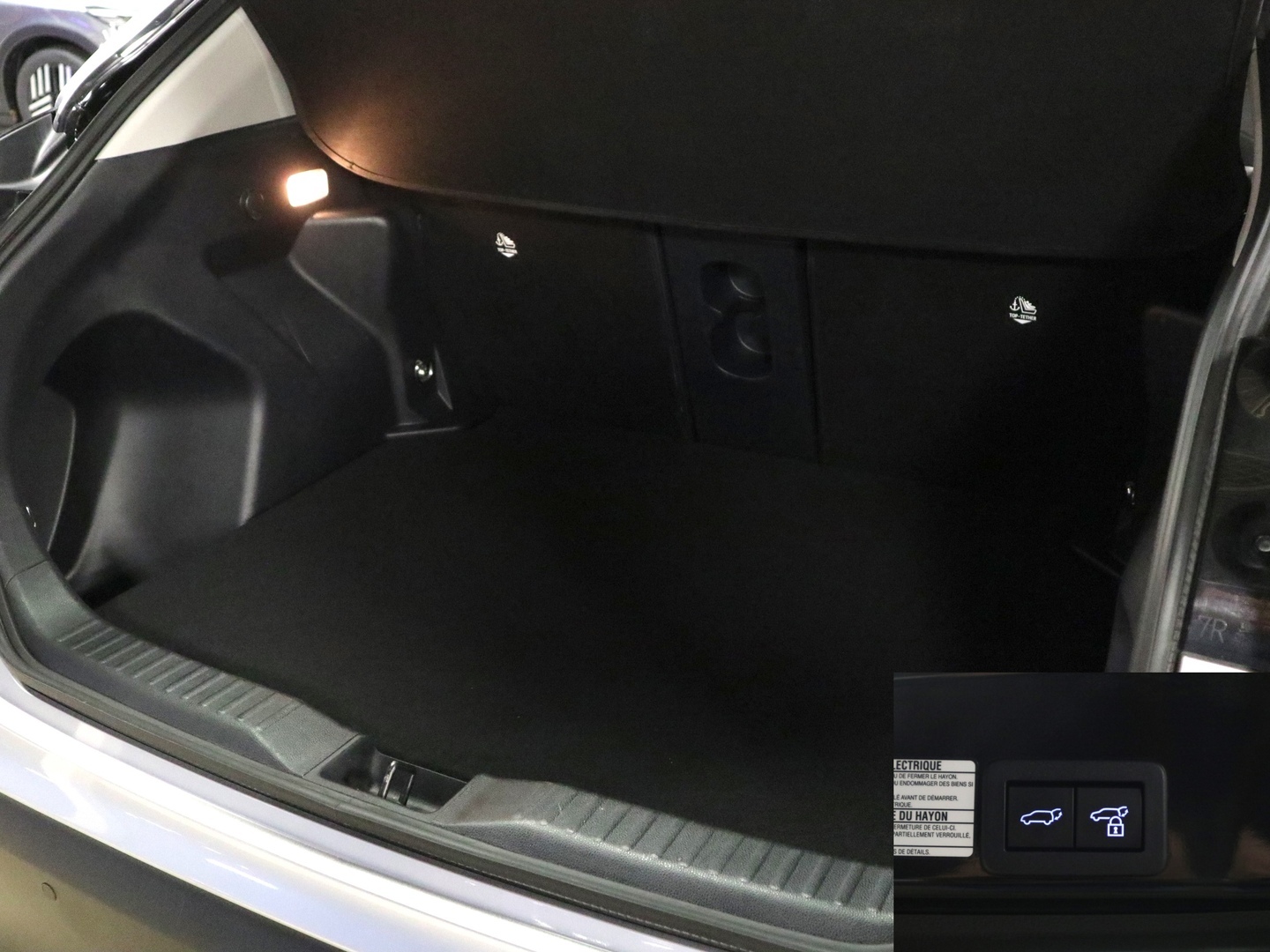 TOYOTA Yaris Cross 2023