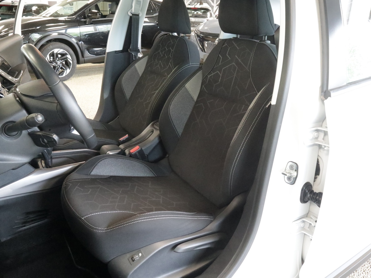 PEUGEOT 2008 2019