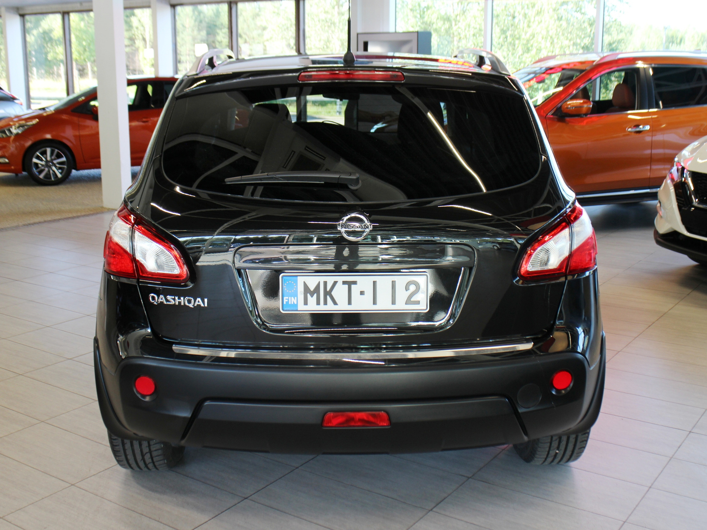 NISSAN Qashqai 2012
