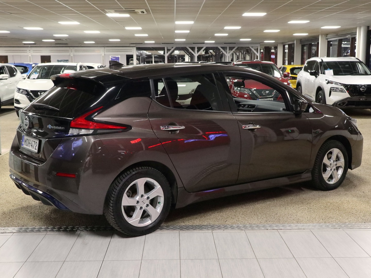 NISSAN LEAF 2022
