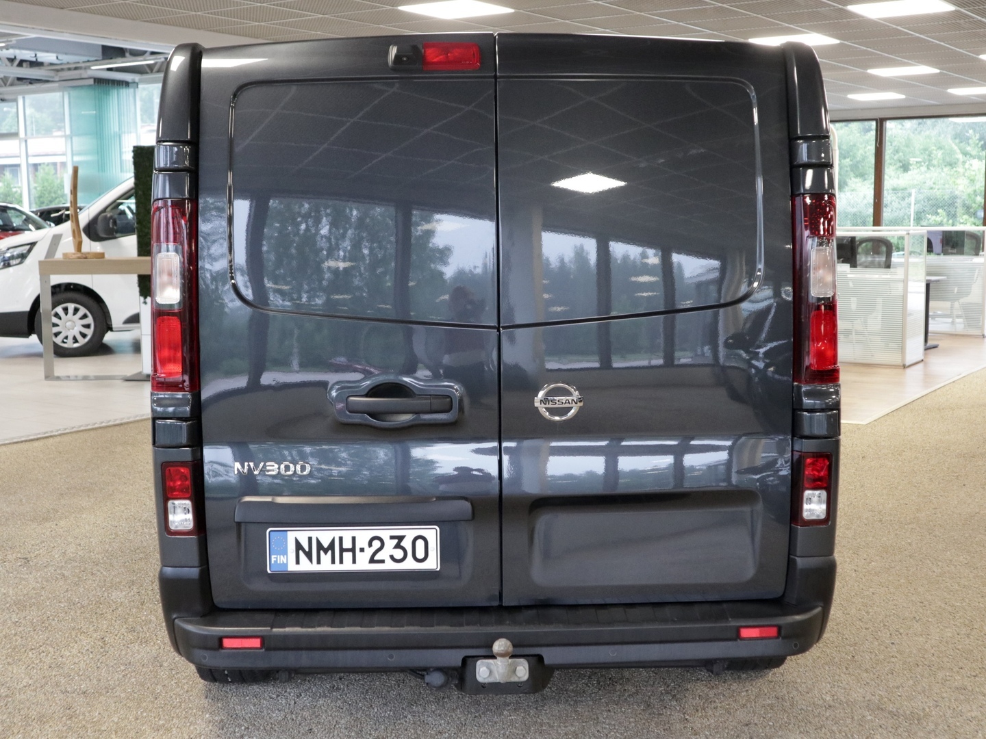 NISSAN NV300 2021