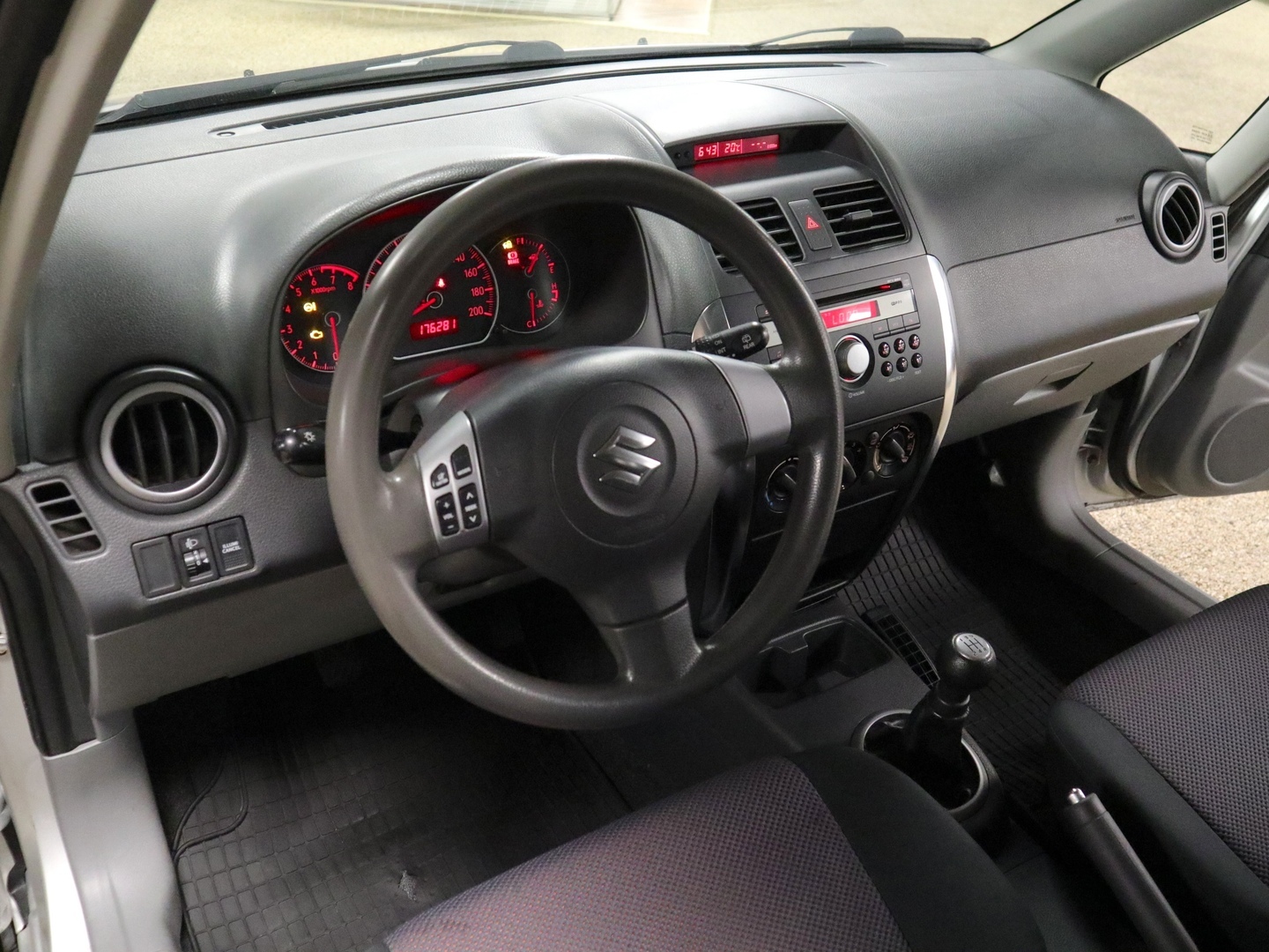 SUZUKI SX4 2008