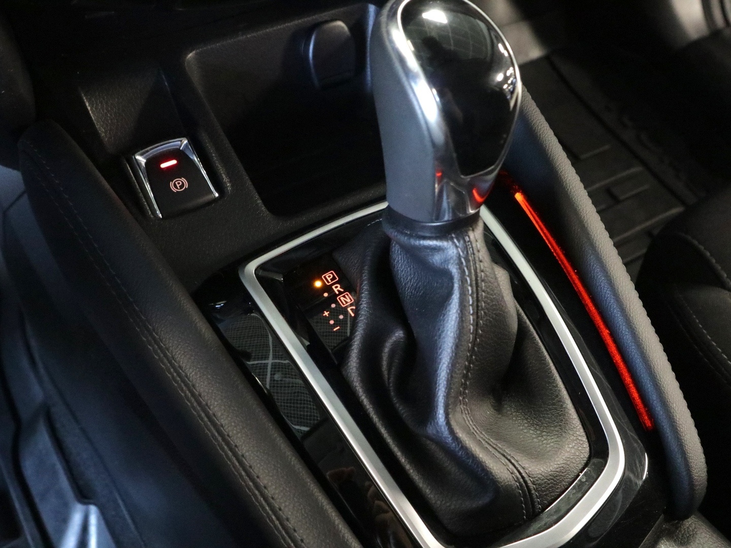 NISSAN Qashqai 2019